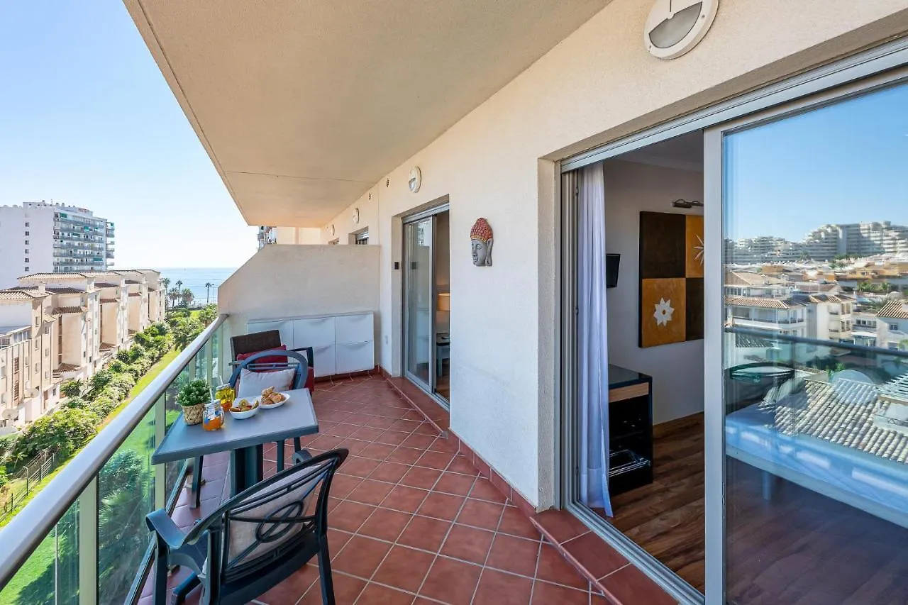 797 Holiday Rentals - Arcosur1- Moderno Apartamento Con Terraza Y Vistas 베날마데나코스타