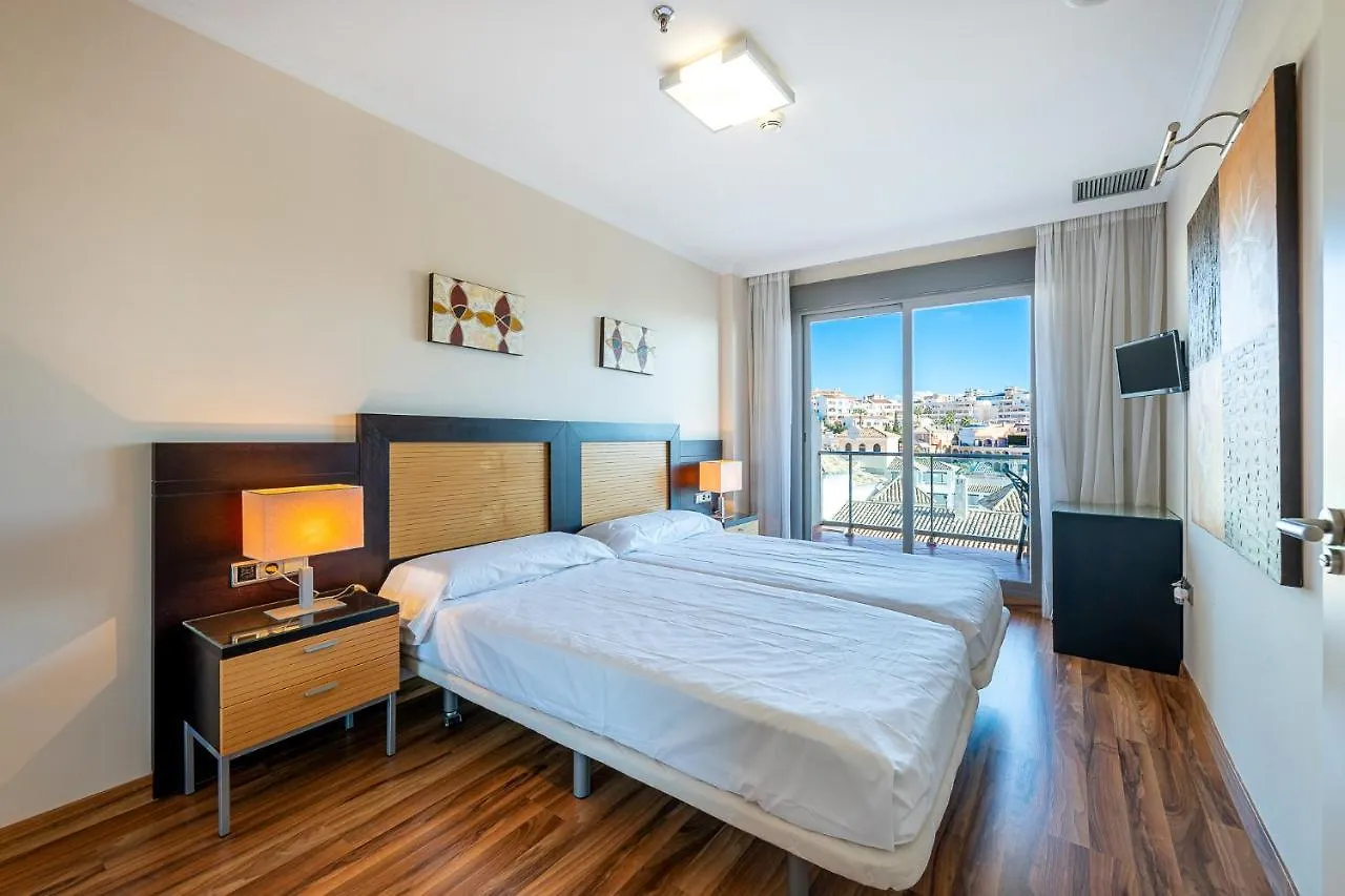 797 Holiday Rentals - Arcosur1- Moderno Apartamento Con Terraza Y Vistas 베날마데나코스타 스페인
